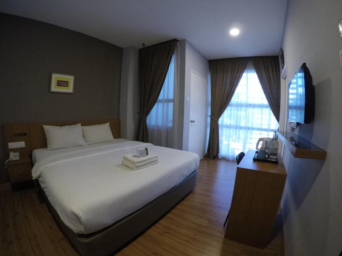 Hotel Zamburger Second Link Johor Bahru Exterior foto
